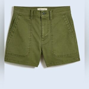 Madewell vintage green shorts. Size 33